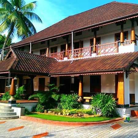 Azza Heritage Home Kochi Esterno foto